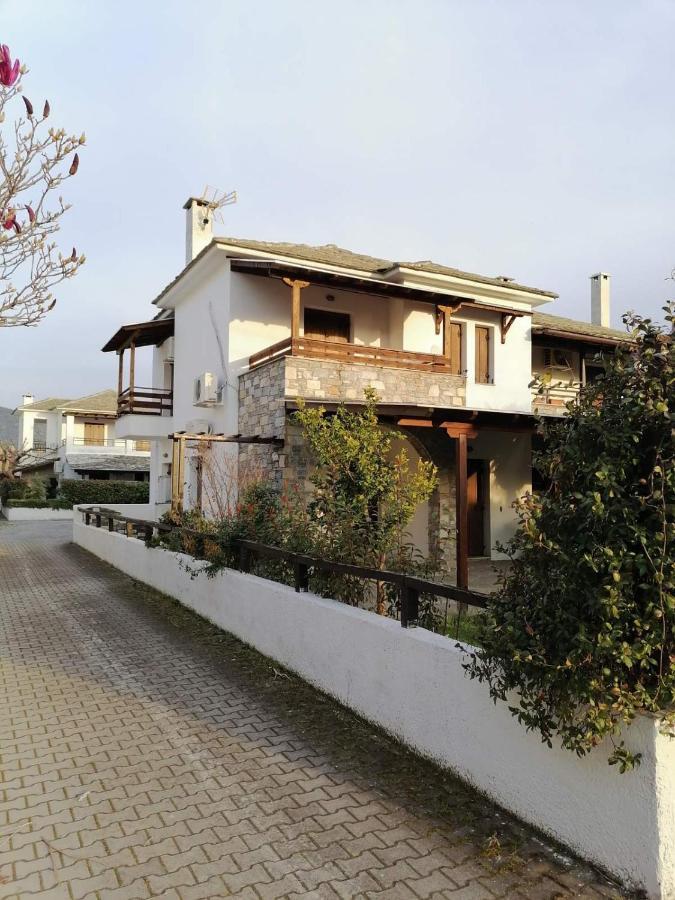 Harmony Seaside Apartments Koropi Buitenkant foto