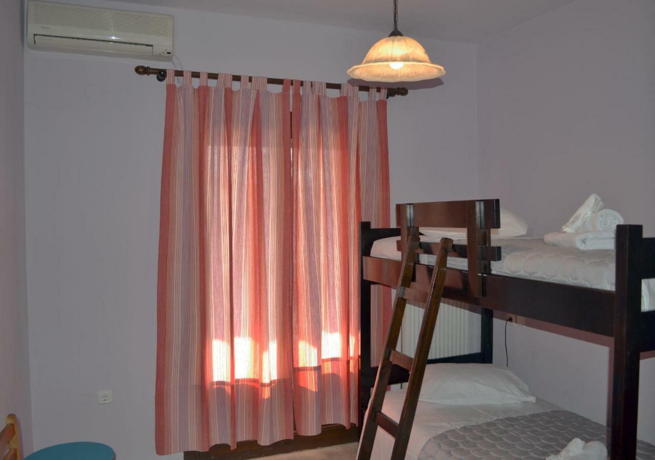 Harmony Seaside Apartments Koropi Buitenkant foto