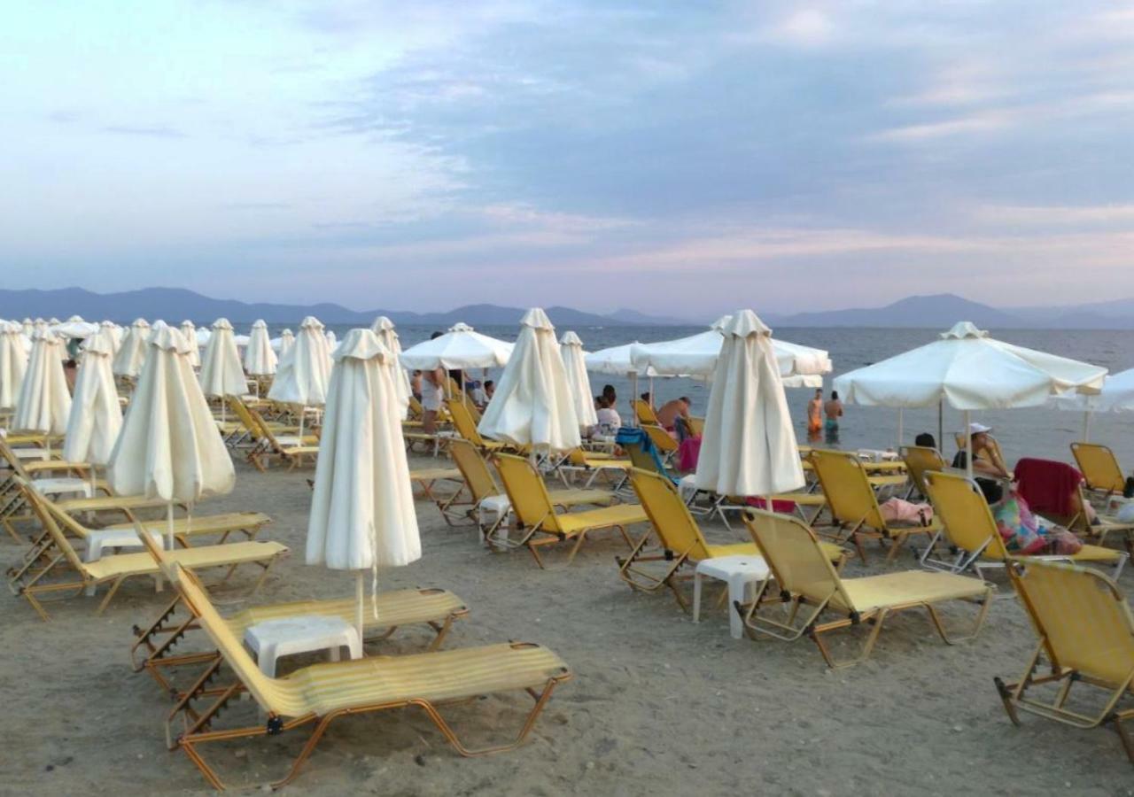 Harmony Seaside Apartments Koropi Buitenkant foto