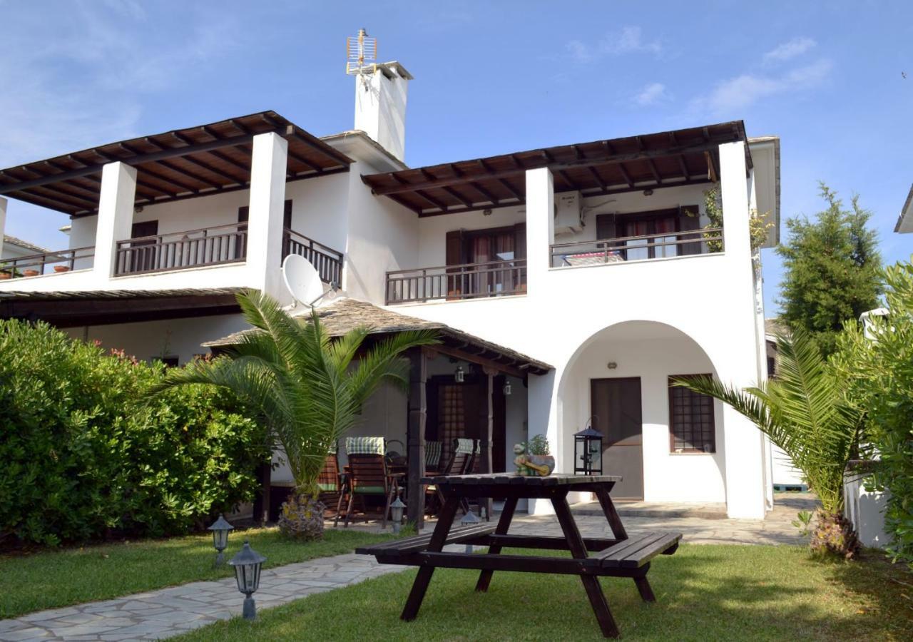 Harmony Seaside Apartments Koropi Buitenkant foto